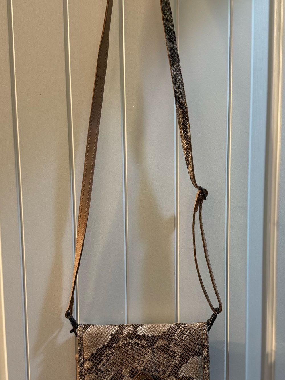 STS Ranchwear Steele python crossbody wristlet🐎 - Picture 2 of 6